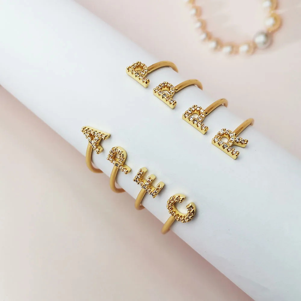 Bangle di lettere personalizzate zirconia personalizzata zirconia rhinestone uomini braccialetti da donna braccialetto personalizzato per bambini.