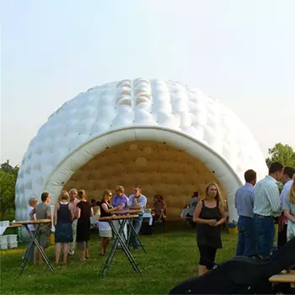 Wykonany na zamówienie gigantyczny namiot o gigantycznym kopule igloo z diodą LED i dmuchawą na imprezy lub wydarzenia na świeżym powietrzu