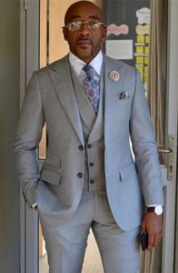 Trajes de hombre hechos a medida, trajes de hombre gris claro, esmoquin para novio de boda, traje Formal de fiesta de graduación para padrinos de boda (chaqueta + pantalón + chaleco)