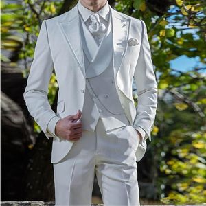 Op maat gemaakte One Button Groomsmen Peak Revers Bruidegom Tuxedos Mannen Past Huwelijk / Prom / Diner Beste Man Blazer (Jack + Pants + Tie + Vest) A77