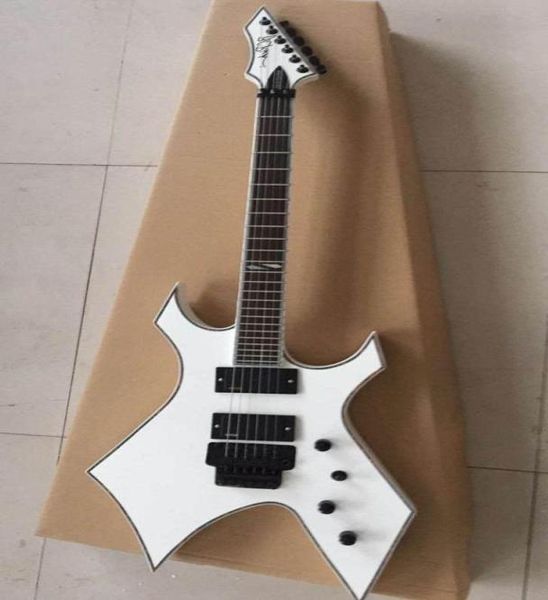 Guitarra eléctrica blanca de brujo rico personalizado 24 trampas tremolo Puente Pickup activa Hardware Black China Guitarras 3754913