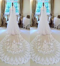 Custom Made White Lace Wedding Veils 2016 van Eifflebride met verfraaide prachtige applique ongeveer 3 meter kathedraal Long Bridal 3751119