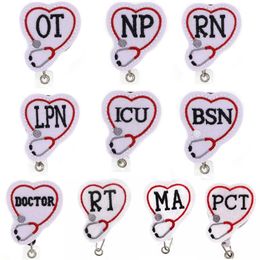 Porte-clés médical personnalisé, stéthoscope en feutre OT NP RN LPN ICU BSN DOCTOR RT MA PCT, bobine de badge rétractable pour accessoires d'infirmière 224v