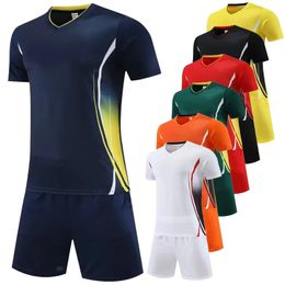 Maillot de Football personnalisé pour hommes, ensemble à manches courtes, numéro imprimé, Kits de Football pour hommes et femmes professionnelles, combinaison d'entraînement sportif, 240313