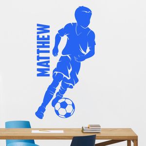 Calcomanía de pared con nombre personalizado para niños, fútbol, Dribble, decoración del hogar, decoración de pared, fútbol para niños, pegatina de pared para decoración de dormitorio, G-108