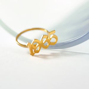 Anillos de nombre personalizado para mujer, número personalizado, año de edad, fuentes inglesas, acero inoxidable, oro, anillo de dedo del pie para mujer, joyería Bff