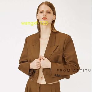 Nouveau manteau de mode haut de gamme personnalisé élégant Blazer court à Double boutonnage marron pour les femmes
