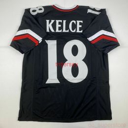 Aangepaste nieuwe Travis Kelce Cincinnati Black College Stitched Football Jersey Voeg elk naamnummer toe