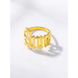 Aangepaste Oude Engelse Ring voor Vrouwen en Mannen Personalizado Stinless Stalen Naam Ringen Mode-sieraden Verjaardagscadeau4608381