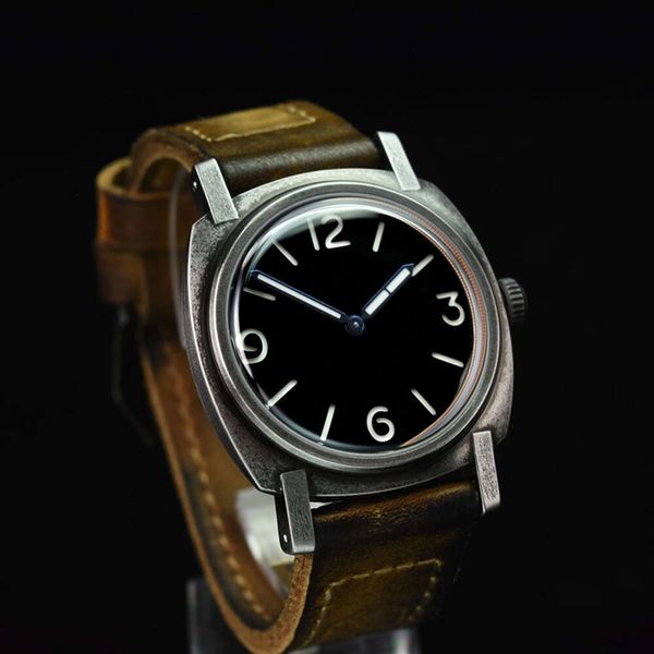 Relojes para hombre de cuarzo Retro con tratamiento antiguo personalizado Ronda 502 Mov't reloj de pulsera de acero inoxidable con correa de cuero marrón y cristal de zafiro