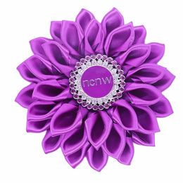Vêtements de fête personnalisés, ruban violet solide, fleur violette, groupe de femmes, broche NCNW, bijoux 240106