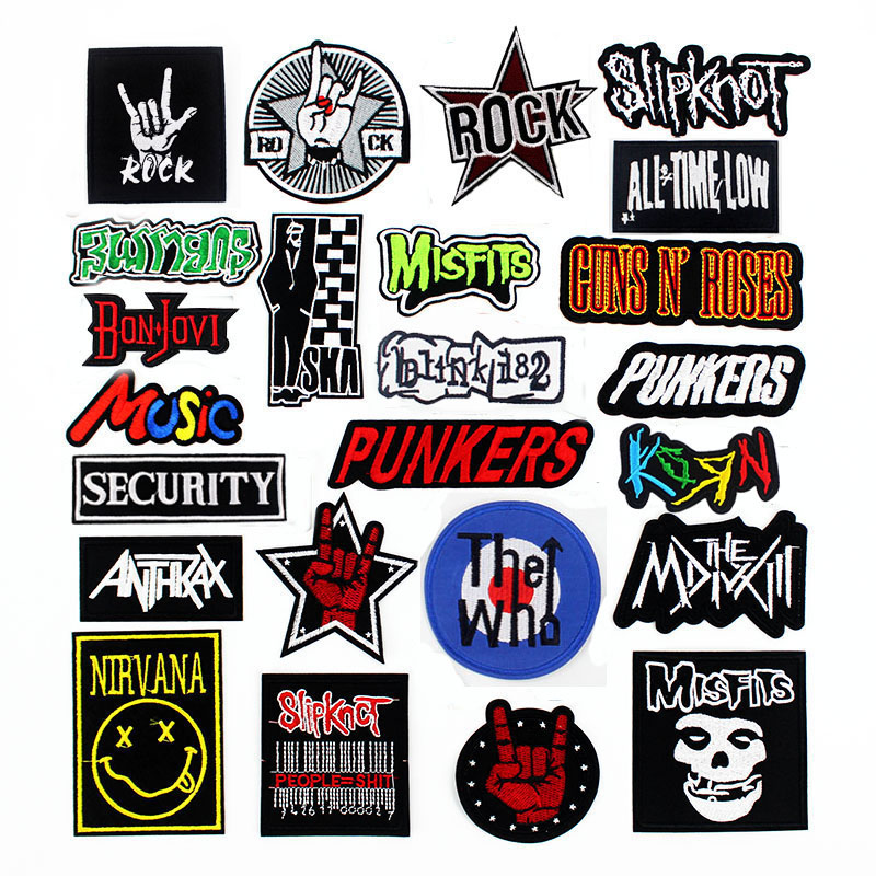 Frete Grátis Remendos Personalizados Remendos de Pano de Passar Misto Band Rock Music Badges Punk Adesivos Bordados para Jaqueta Jeans DIY Applique