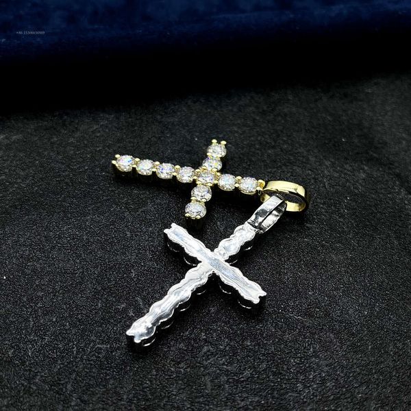 Pendentif personnalisé plaqué or Sterling Sier VVS Moissanite diamant croix pendentif collier pour hommes femmes