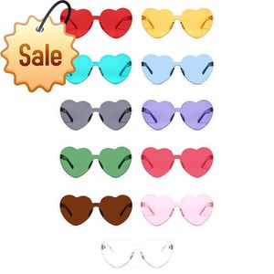 Favores de boda sin montura personalizados, gafas de fiesta de color, gafas de sol de una pieza con forma de corazón, gafas de sol rojas y rosas con forma de corazón de amor, venta al por mayor