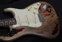 Shop personnalisée 1961 Rory Gallagher Tribute Relic 3 Tone Sunburst Guitare Guitare Tremolo Pichettes SSS