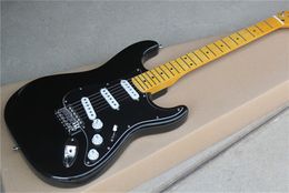 Custom Shop David Gilmour Guitare électrique noire 3 plis Pickguard Touche en érable Tremolo Bridge Whammy Bar Accordeurs vintage