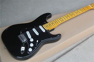 Custom Shop David Gilmour Guitare électrique noire 3 plis Pickguard Touche en érable Tremolo Bridge Whammy Bar Accordeurs vintage