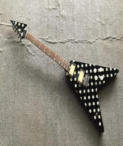 Tienda personalizada Randy Rhoads Lunares Negro Guitarra eléctrica Puente trémolo Whammy BarChrome Hardware1310521