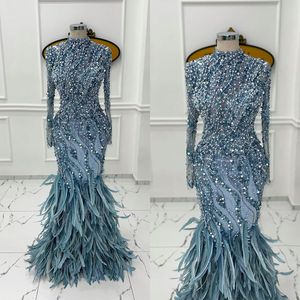 Aangepast formaat Luxe Blauwe Zeemeermin Avondjurken met Veren Parel Kristal Hoge nek Jurken Sweep Trein Feestjurk Robe De Soiree Grote maten Speciale Gala-gelegenheden