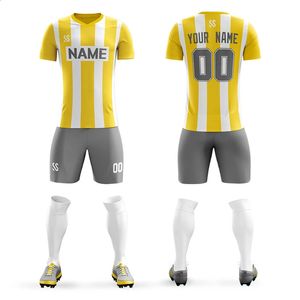 Aangepaste voetbaltrui Sets voor mannen/jeugd verticale strepen afdruknaam nummer buitenspel training sport shirts 240430