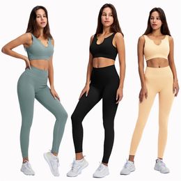 Custom U Kraag Naadloze Sport Set Vrouwen 2 stks Stuk Crop Top Bra Bra Leggings Yoga Sportsuit Workout Outfit Fitness Gym Kleding 210813