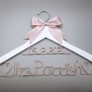 Percha de boda personalizada Percha de vestido de novia personalizada con fecha Percha de nombre de dama de honor personalizada Regalo de dama de honor 220608