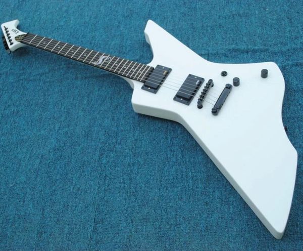 Custom White Snakebyte James Hetfield Electric Guitare avec des micros actives