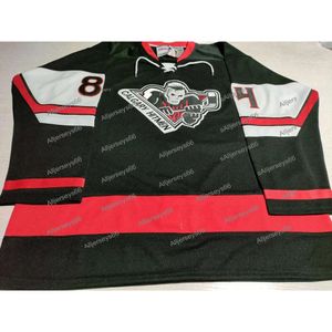 Aangepaste WHL Bret Hart 84 Calgary Hitmen Vintage Hockey Ice Jersey Red Black Aangepaste elke nummernaam CCM Embroidery Ed Jerseys