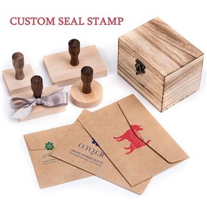 Aangepaste houten afdichtzegel Handgemaakte houten stempel met handvat gepersonaliseerde afdichtingstempel uitnodiging Letterkaart Decor Hond eigenaar cadeau 220623