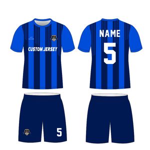 Personaliseer lege voetbal jersey kind custom ontwerp snel droge voetbal jersey uniforme leveranciers gemaakt in China