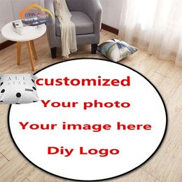 Personalizar la alfombra de la marca PO Imágenes de bricolaje personalizado Round Room Decoración del hogar Decoración del hogar Mat de piso de área no deslizante 240510