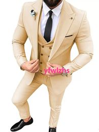 Pas Tuxedo One Button Handsome Peak Rapel Bruidegom Tuxedos Men Suits Wedding/Prom/Dinner Man Blazer Jacket Pants Tie Vest W1189 aan