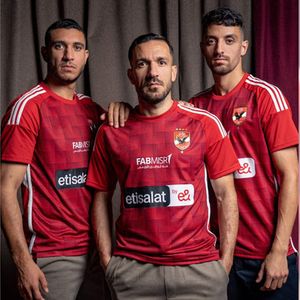 Personalizado Al Ahly SC 2023-2024 camiseta de local Kit camiseta de fútbol local Entrenamiento visitante 2024 EI AHLY KAIRO Fans Versión del jugador Camisetas Futbol ALIOU DIENG Maillot Foot