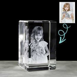 Frame Crystal PO personnalisé 2d / 3d Cadeaux de gravure laser pour bébé Père mère Picture personnalisée GAGNE DE VALENTIONS 240403