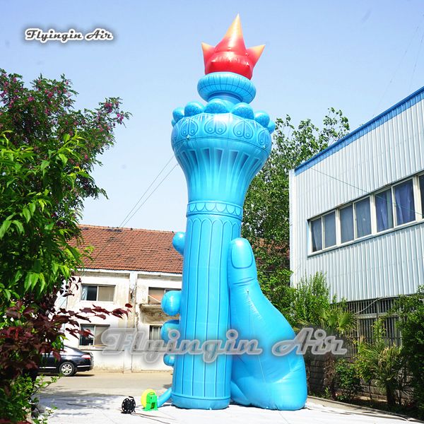 Estatua inflable personalizada de la antorcha de la libertad modelo 6m de altura gigante antorcha réplica globo para desfile y evento festivo