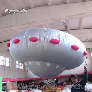 Modèle d'éclairage personnalisé UFO gonflable 2m/3m de diamètre gris soucoupe volante suspendue avec lumière LED pour la danse de concert et de boîte de nuit