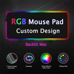 Diseño de alfombrilla de ratón personalizado Configuración RGB blanca consola de juegos animación ratón alfombra ratón LED accesorios de juego Genshin Impact para Bears Pc 240113