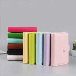 PU personnalisé en cuir PU A5 A6 Horaire du journal Journal mignon Journal Binder fournit des fournitures de macaron avec des pages intérieures 240409