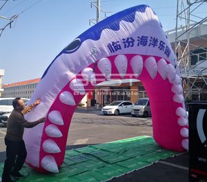 Aangepaste Vorm Giant Opblaasbare Fish Shark Arch for Event Decoration Race Party Archway