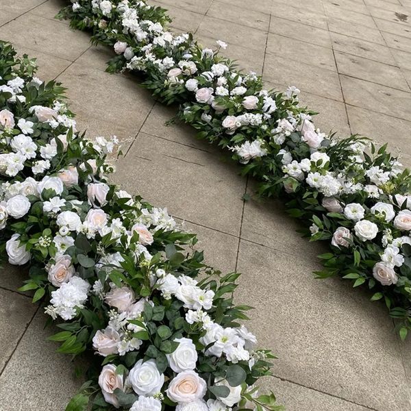 Camino de mesa personalizado con flores de seda, hojas verdes artificiales, rosas blancas, hileras de flores de peonía, camino de mesa de flores blancas y verdes 371