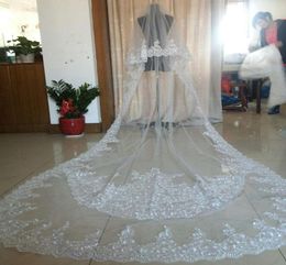 Custommade Superbe Veaux de mariage perlé 2016 Eifflebride avec une applique en dentelle embellie deux couches d'environ 3 mètres de long Bridal6630418