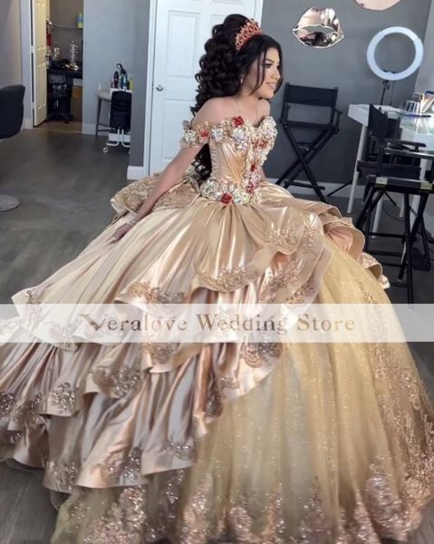 Mignon 2023 princesse Quinceanera robes hors épaule Champagne Appliques fleurs filles mexicaines robe de bal doux 16 robes