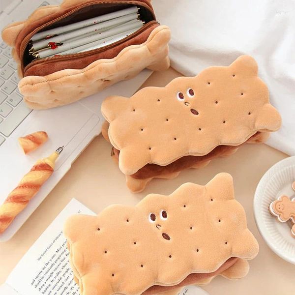 Boîte à crayons en forme de Biscuit, sac à biscuits en peluche, étui de grande capacité, papeterie cadeau pour étudiant