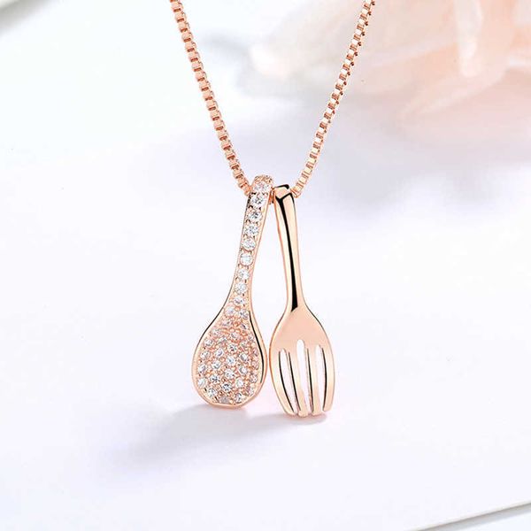 Mignon Bling Cubique Zircone Cuillère Et Fourchette Charmes Pendentif Collier Personnalité Tour De Cou Chaîne Petit Or Rose Pendentif Bijoux Colliers Accessoires Pour Femmes En Gros