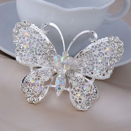 Broche papillon mignonne en strass pour femmes, broches de costume, épingle à revers, bijoux à la mode pour cadeau de fête