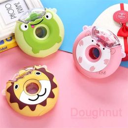 Mignon Cartoo Donuts Bouteille d'eau pour enfants Creative Silicone Portable Enfants Tasse avec des bouteilles d'étudiant de paille Cadeau 211122