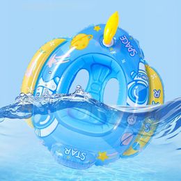 Lindo bote flotante de dibujos animados con pistola de agua para niños de seguridad flotante de bote gruesos a prueba de fugas anillo de natación inflable juguete de verano 240521