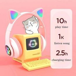 Leuke Kat Oren Koptelefoon Bluetooth Draadloze Gaming Headset met Knipperende LED Licht Roze Stereo Muziek Oordopjes voor Kinderen Meisjes Gift N28