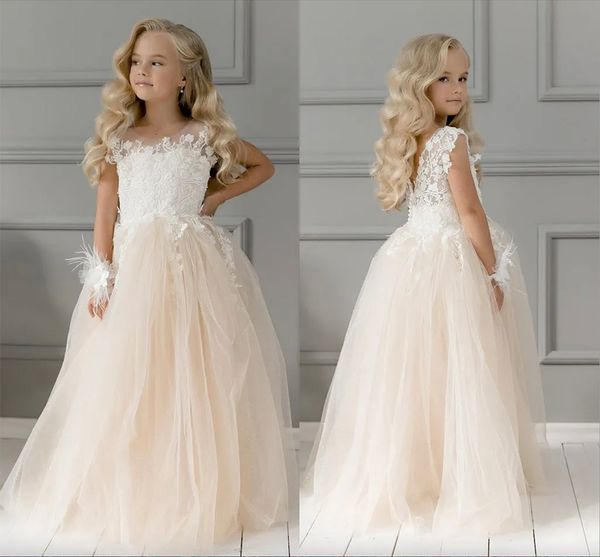 Mignon Champagne Dentelle Robe De Fille De Fleur Arcs Robe De Première Communion Des Enfants Princesse Formelle Tulle Robe De Bal Robe De Fête De Mariage 4-8 ans