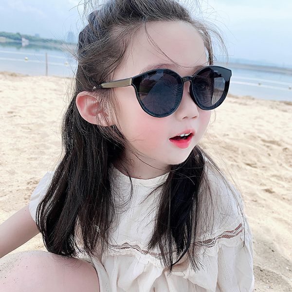 Mignon Enfants Lunettes De Soleil PC Sécurité Enfants Lunettes De Soleil Filles Garçons Bébé Lunettes UV400 Lunettes Gafas de sol Rond 6 couleurs 10 PCS bateau rapide